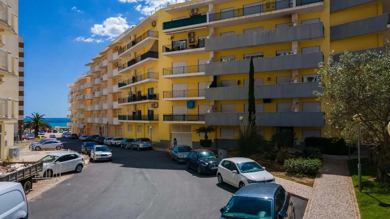 Magnificent 2Bdr Apartment W/ Ac & Pool - 2Min From Beach - By Lovelystay Armacao de Pera